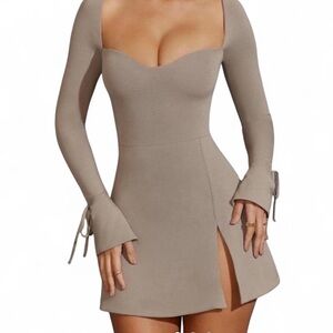 Oh Polly Sweetheart Neckline Mini Dress in Grey - Size 2